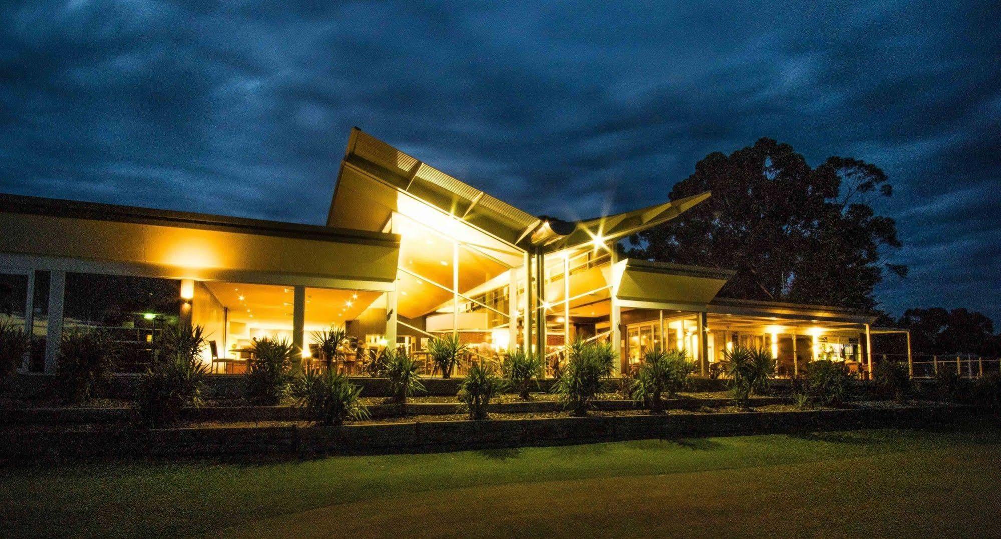 Renmark Country Club Екстериор снимка