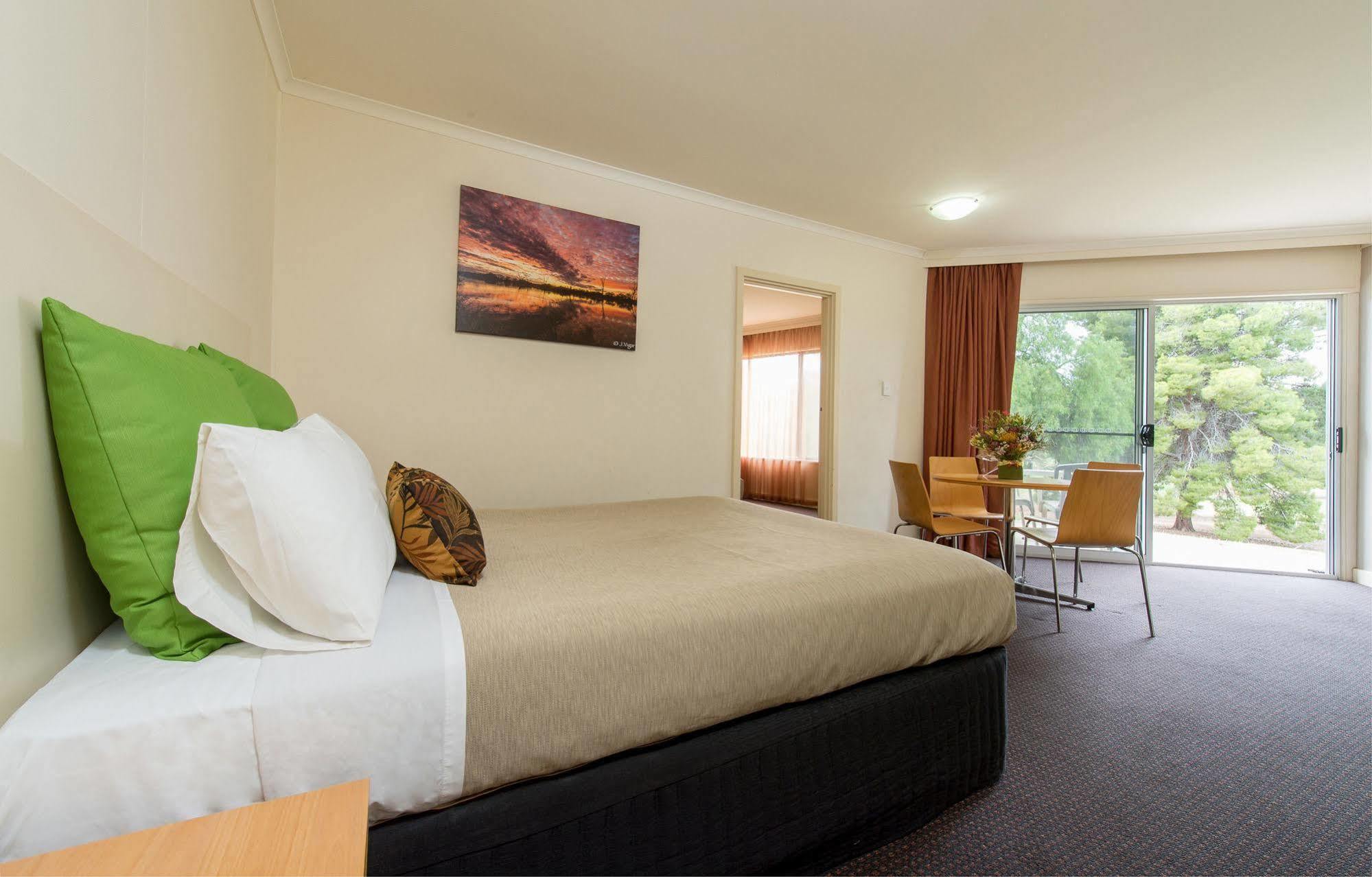Renmark Country Club Екстериор снимка