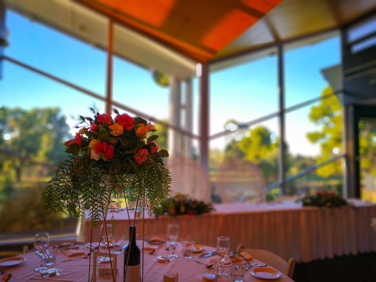 Renmark Country Club Екстериор снимка