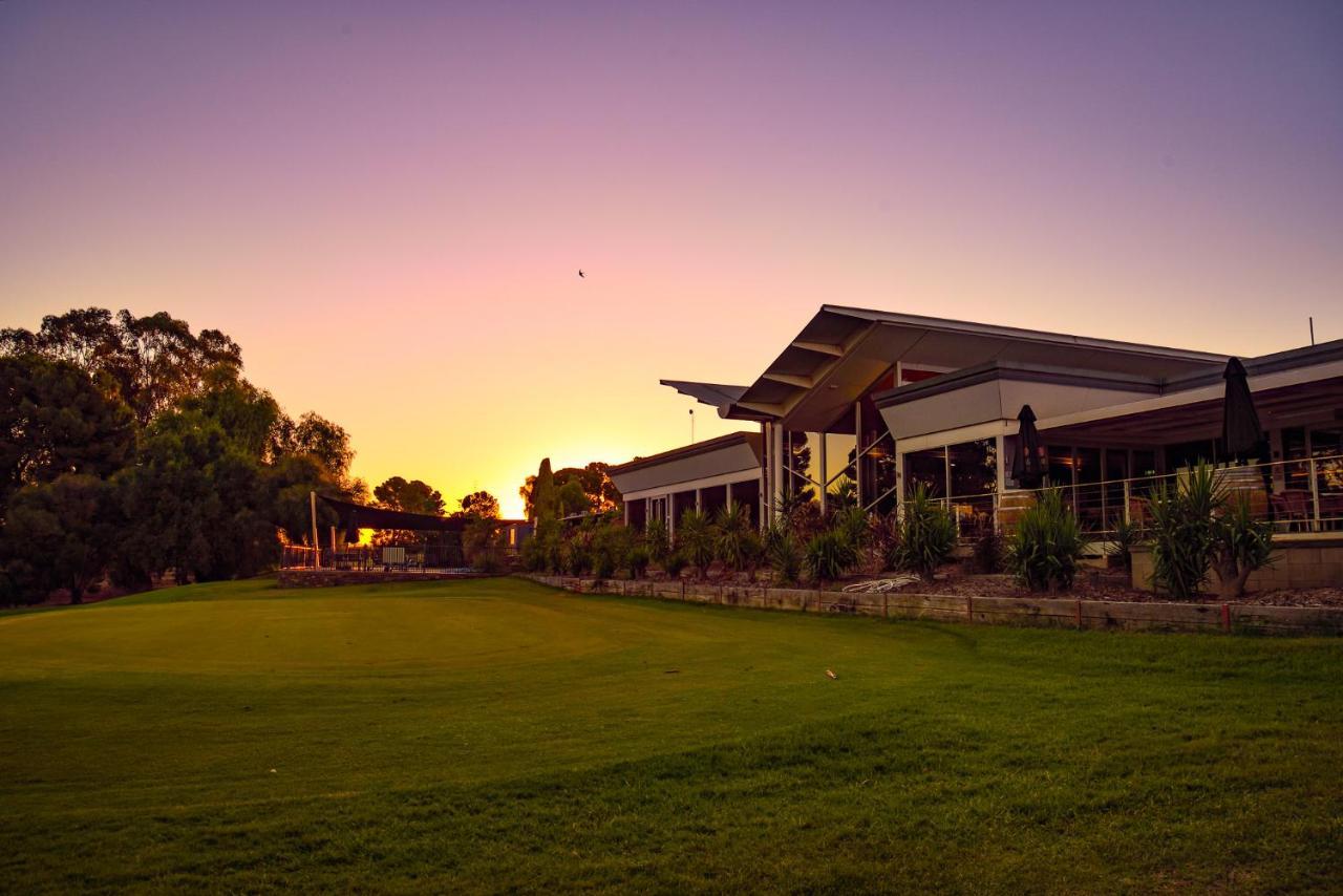 Renmark Country Club Екстериор снимка