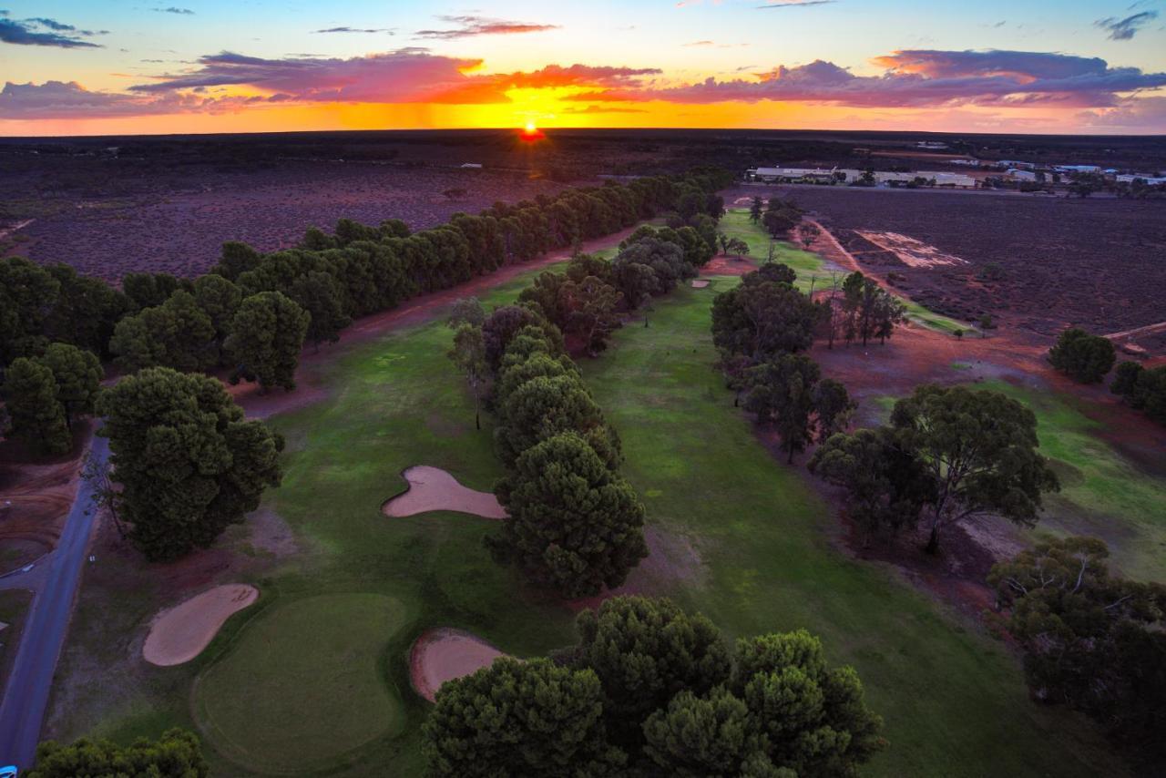 Renmark Country Club Екстериор снимка
